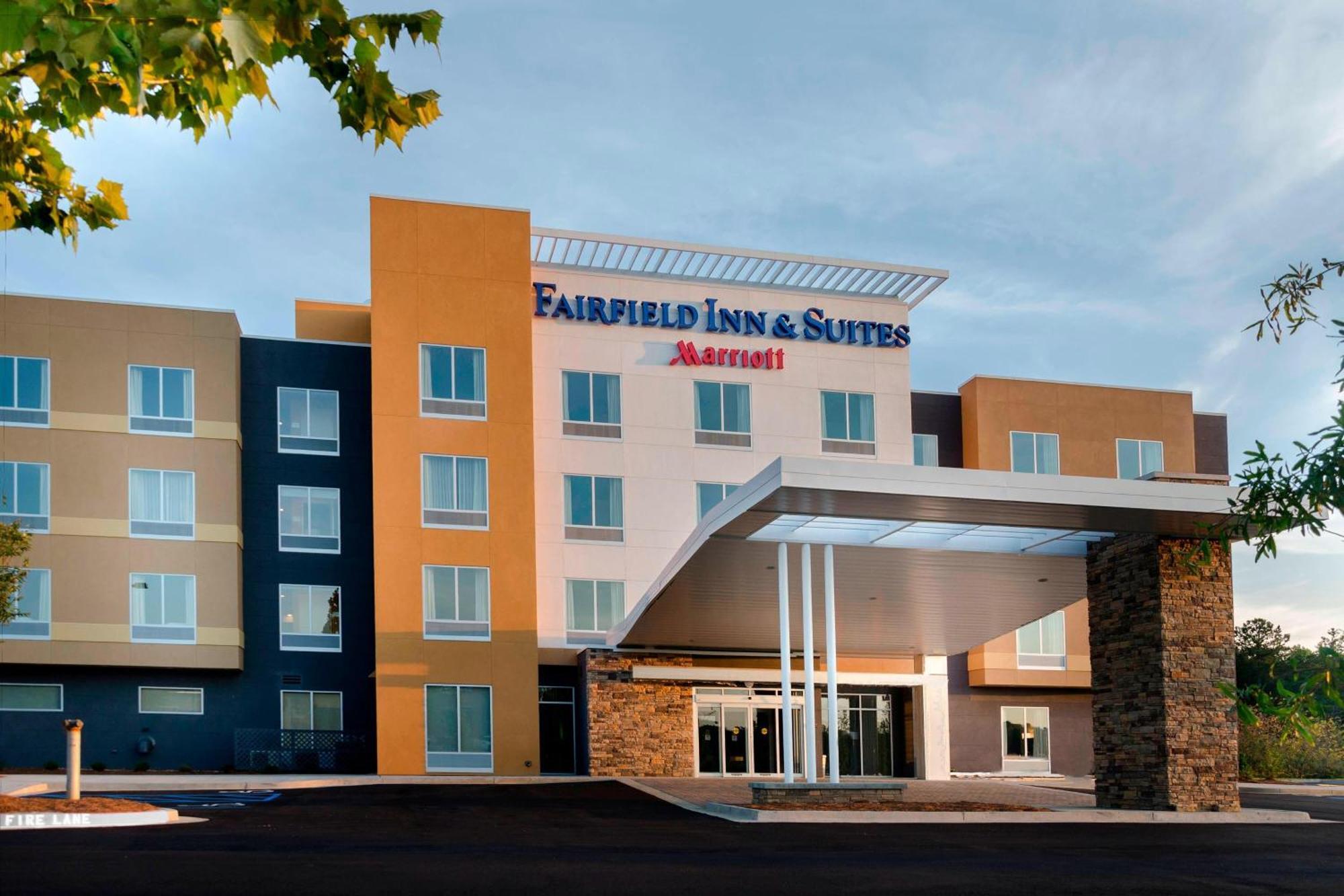 Fairfield Inn & Suites By Marriott Atlanta Cumming/Johns Creek Exterior foto